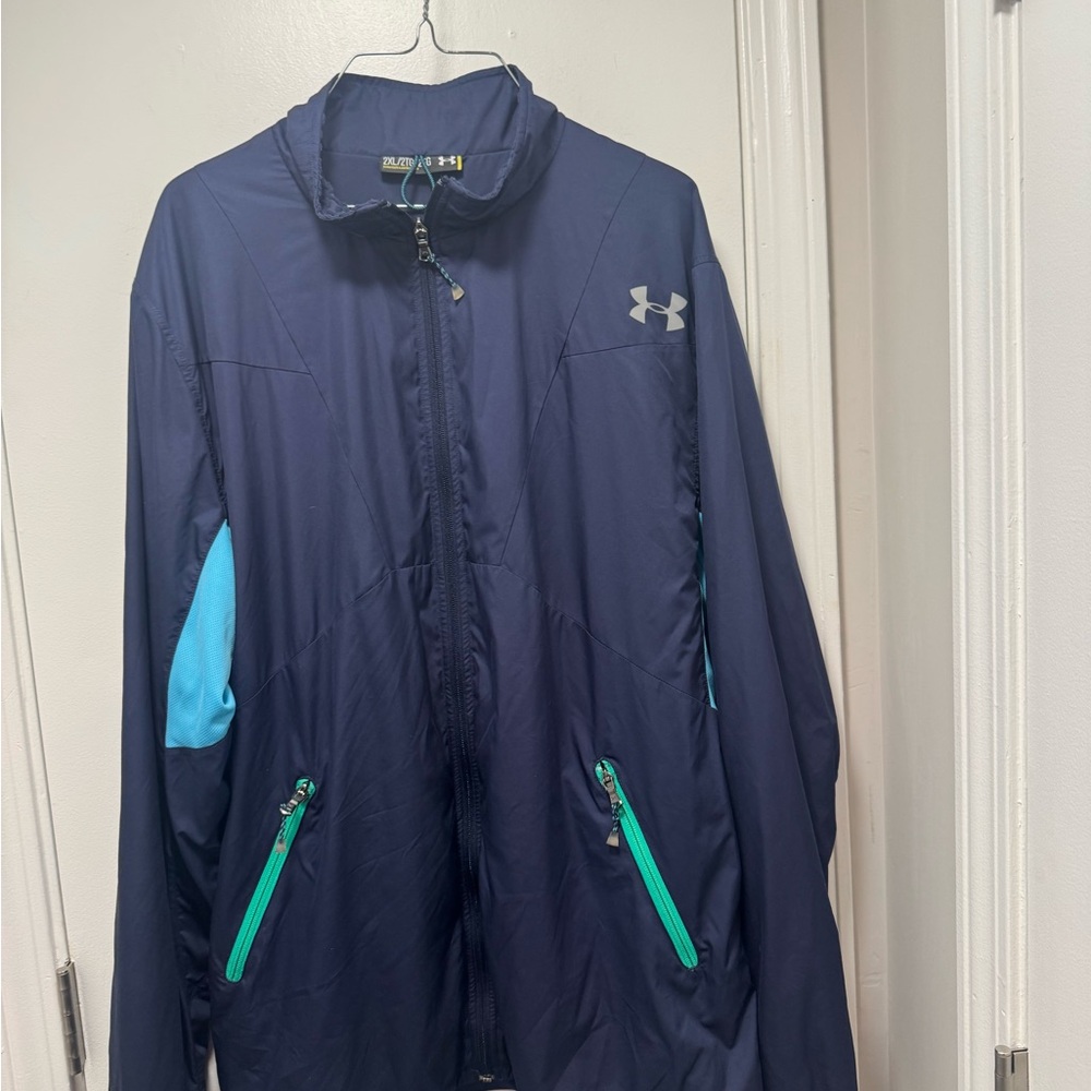 ✅Under Armour Dark Blue Jacket with Yellow Detail